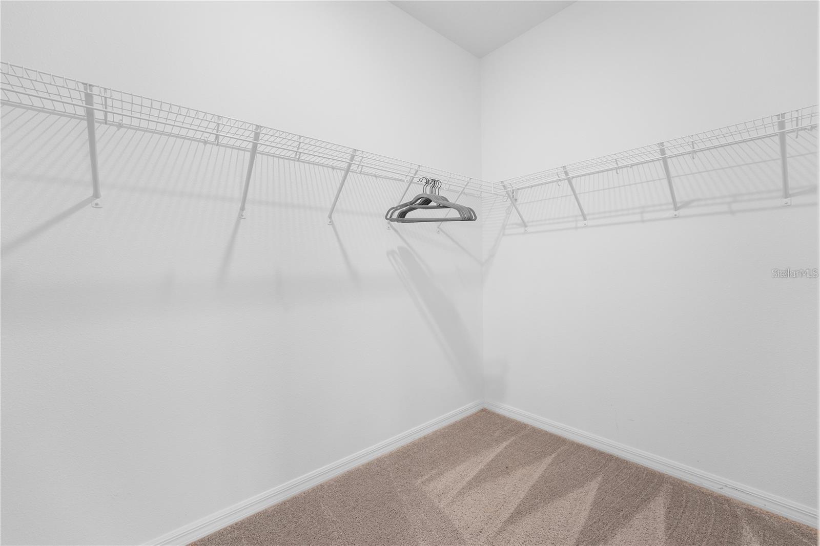2375 Lancashire St Property Photo 17