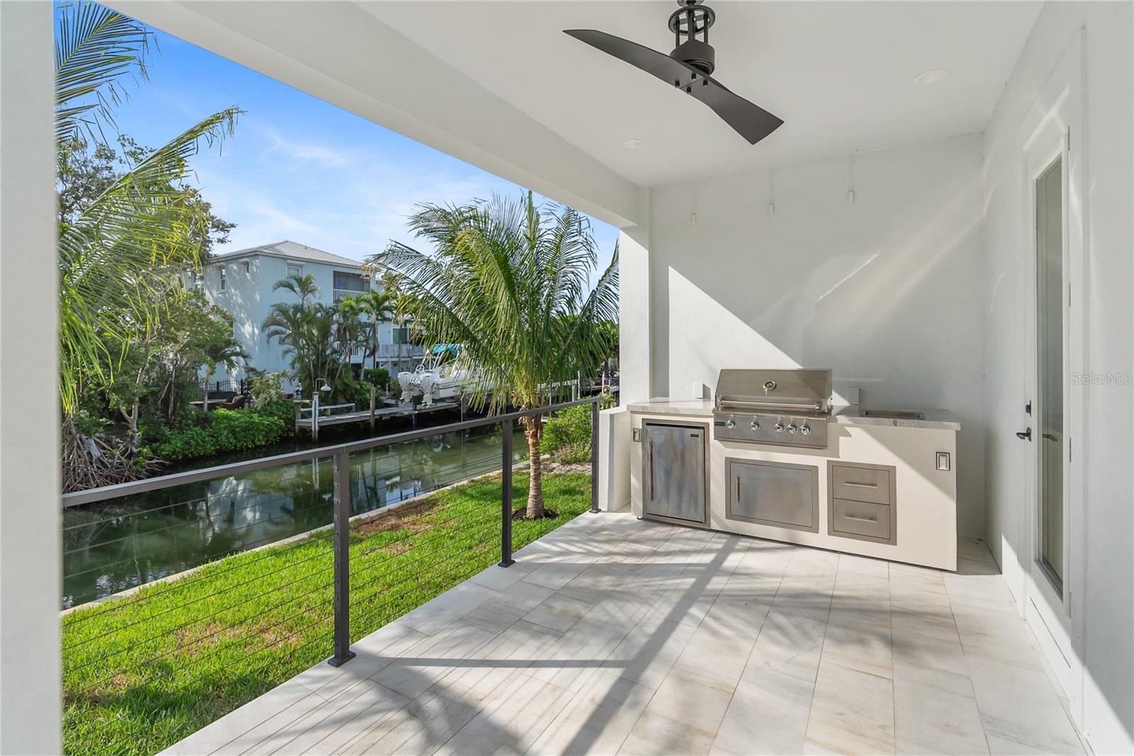 530 De Narvaez Dr Property Photo 38