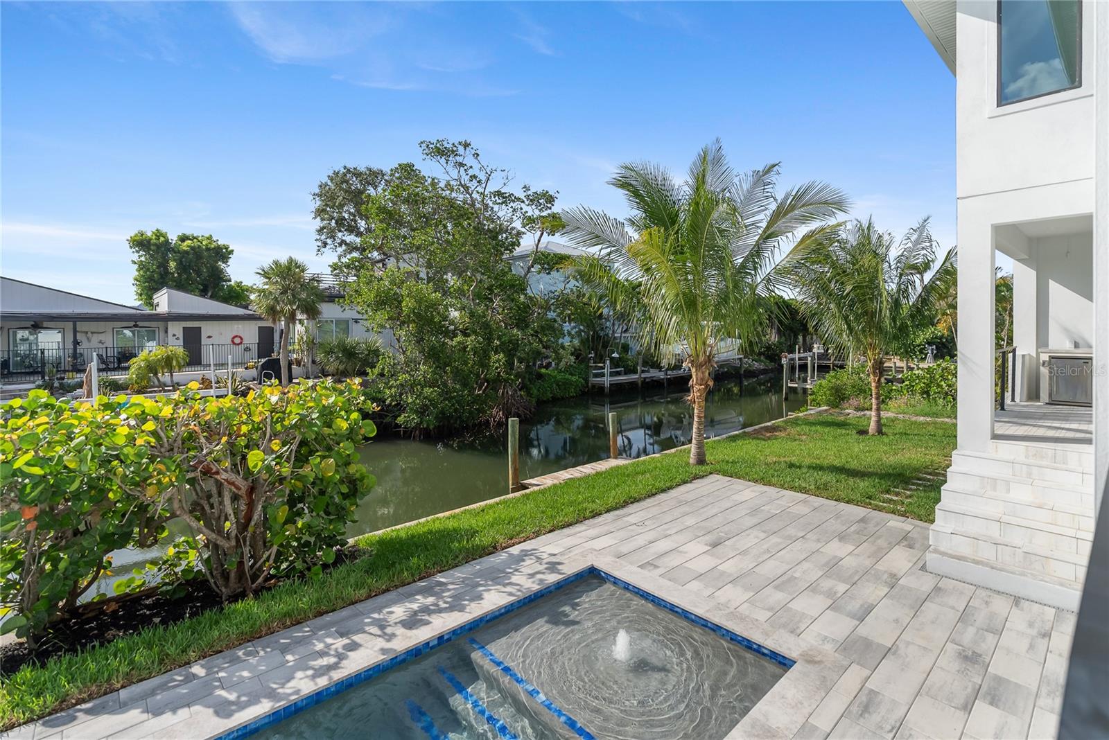 530 De Narvaez Dr Property Photo 62