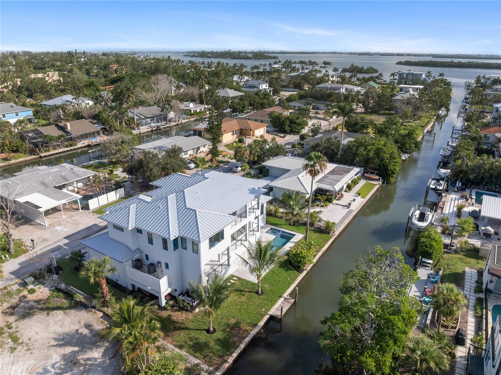 530 De Narvaez Dr Property Photo 100