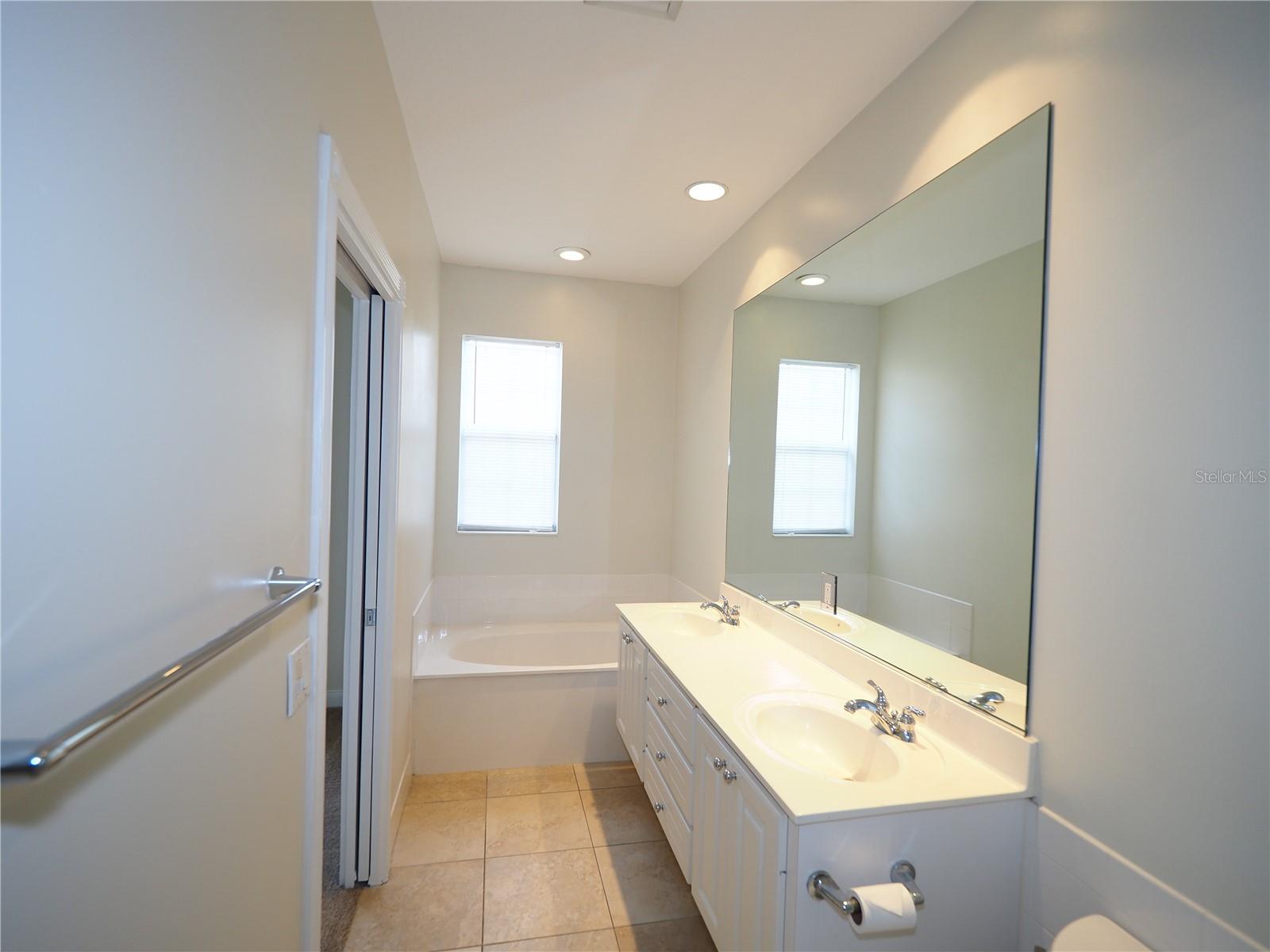 5973 Giardino Ln Property Photo 11