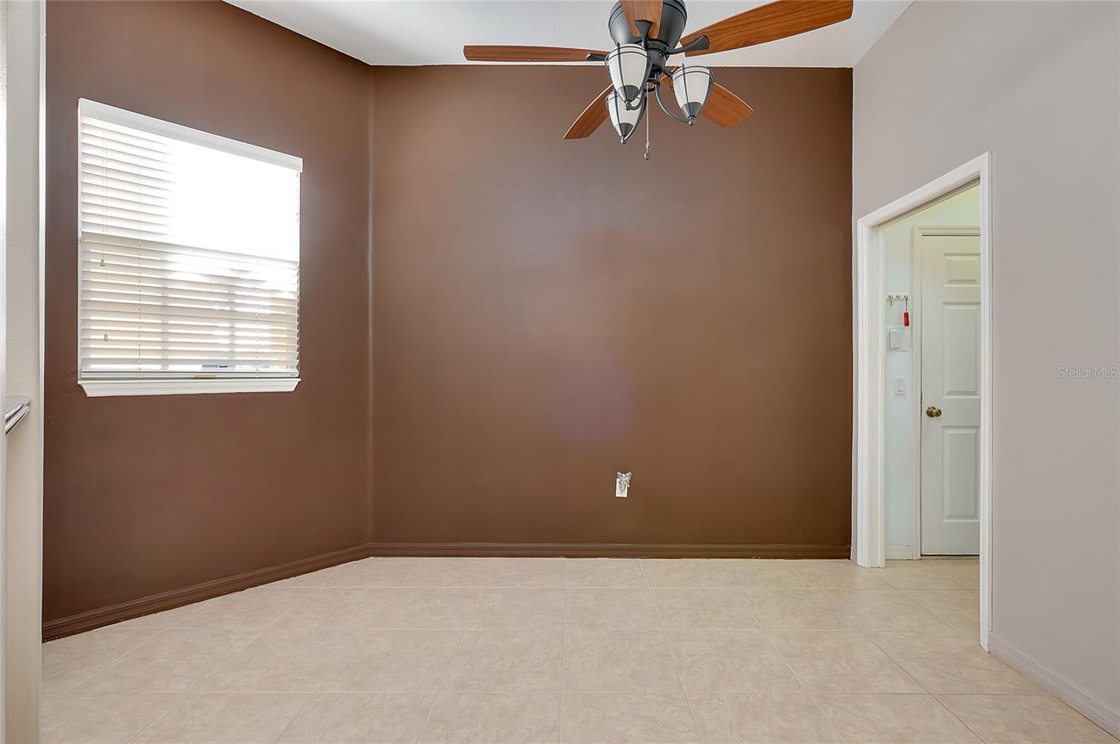 3975 Square East Ln #9 Property Photo 15