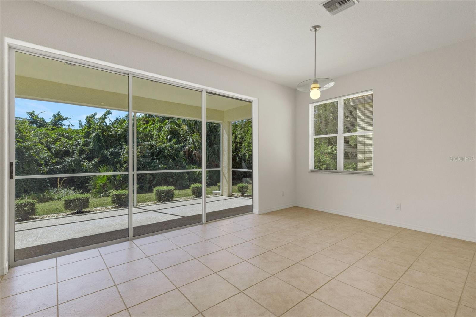 26289 Feathersound Dr Property Photo 12