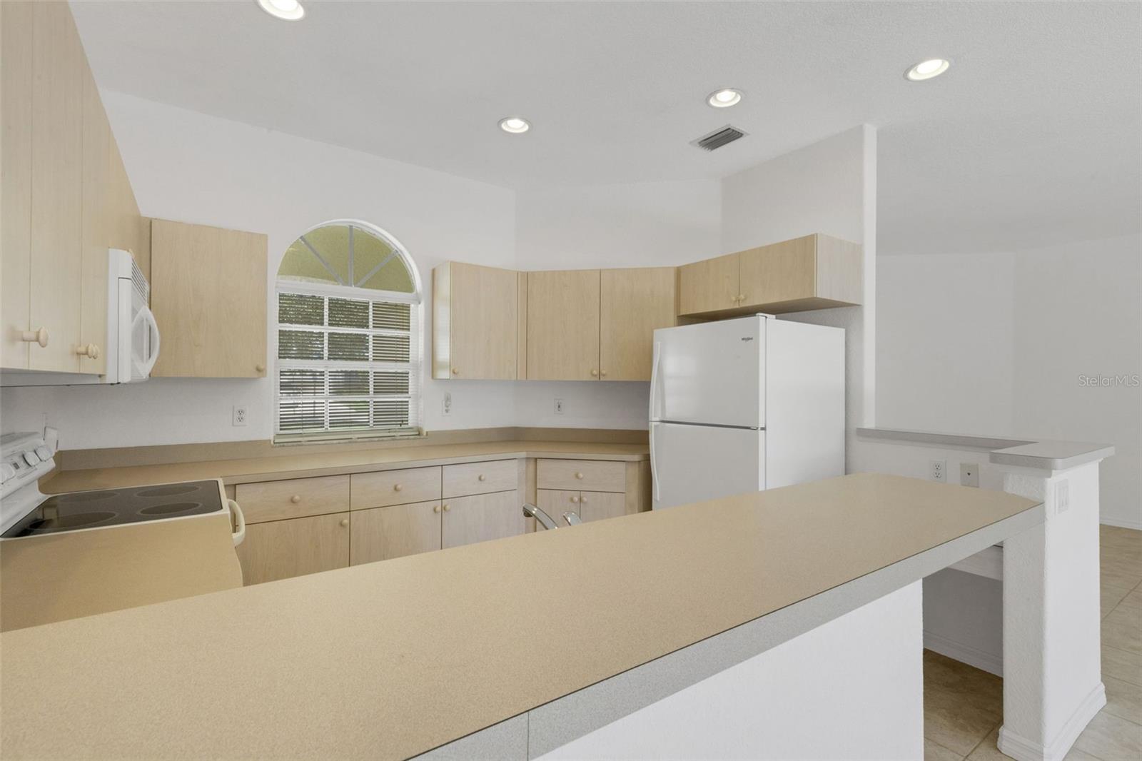 26289 Feathersound Dr Property Photo 14