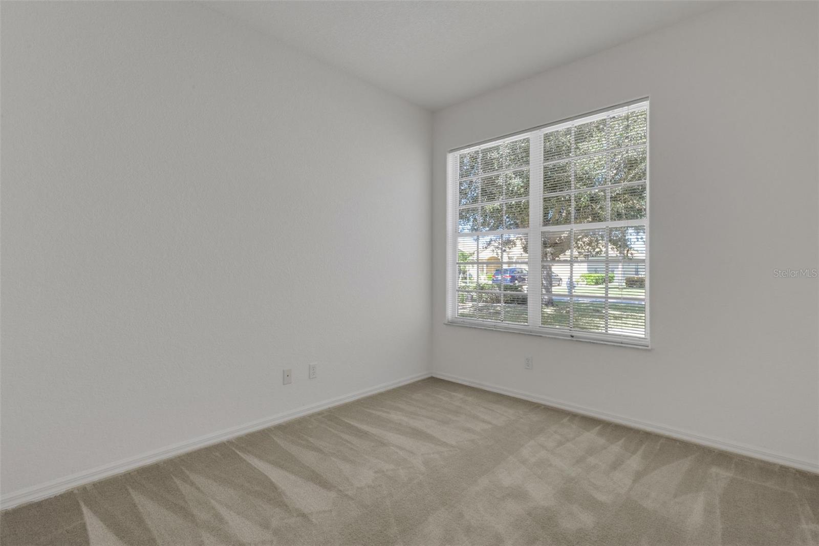26289 Feathersound Dr Property Photo 24