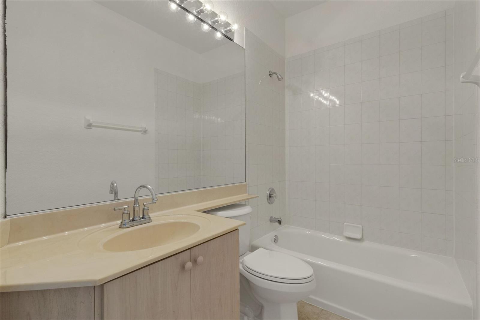 26289 Feathersound Dr Property Photo 28