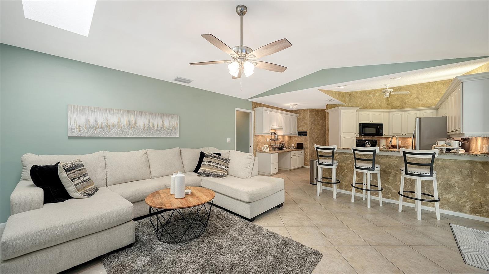 2246 Cork Oak St W Property Photo 17