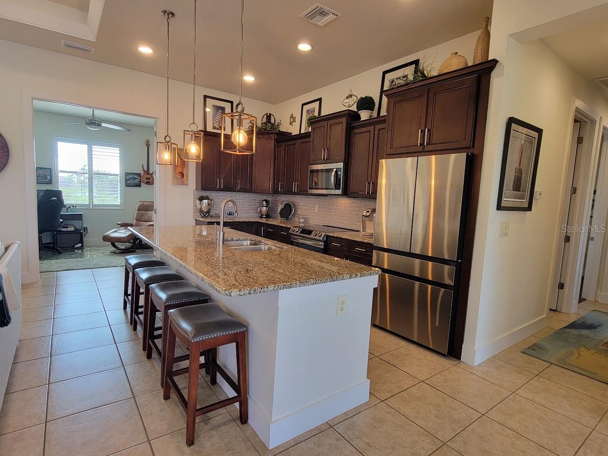 16211 Cayman Ln Property Photo 27