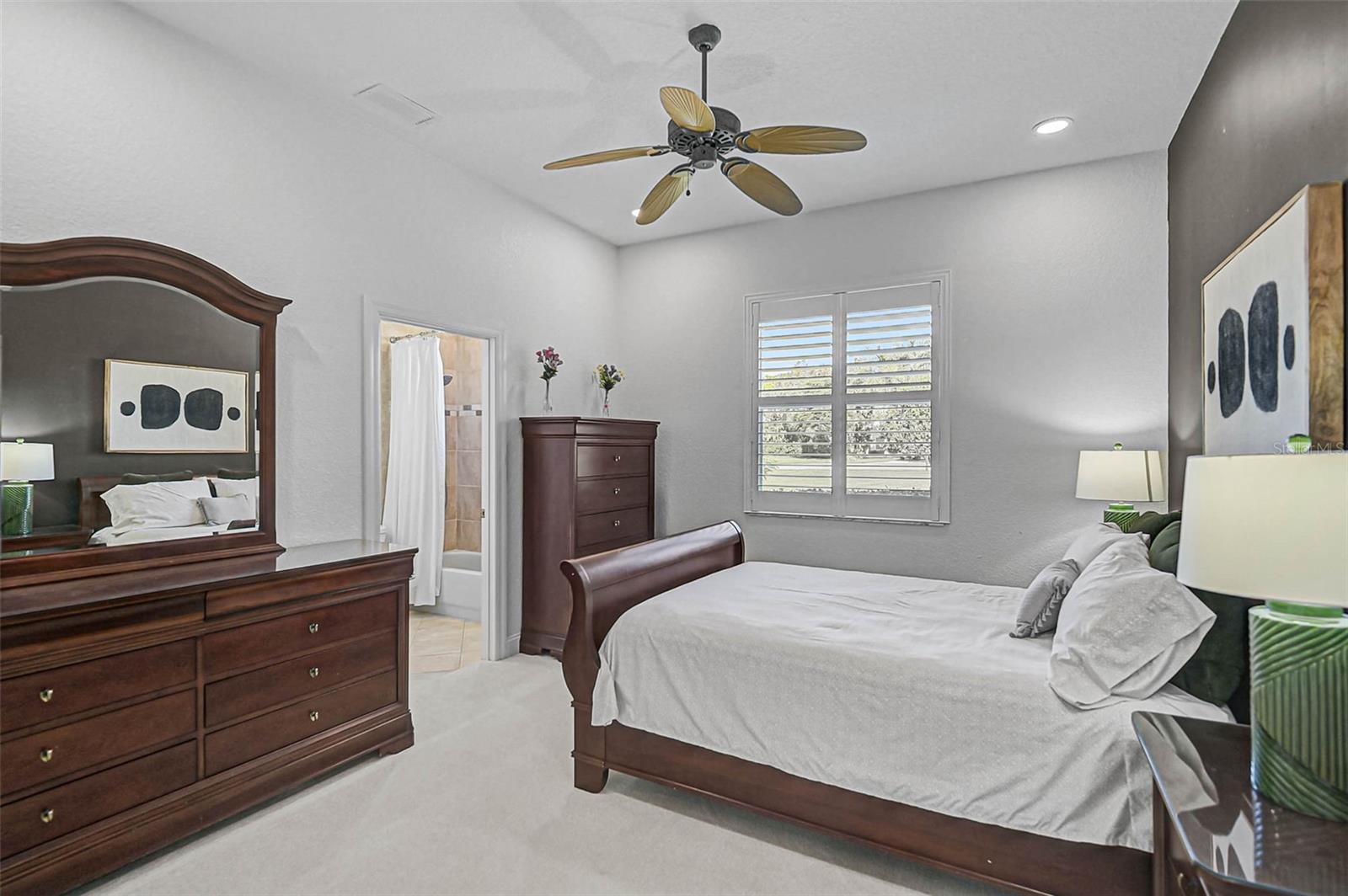 538 Dove Pointe Dr Property Photo 32