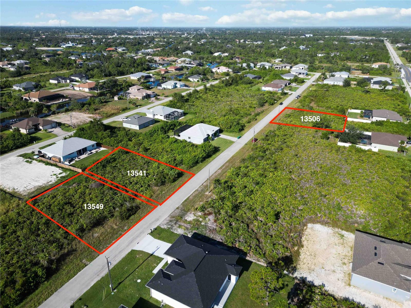 13541 Abutilon Ln Property Photo 9