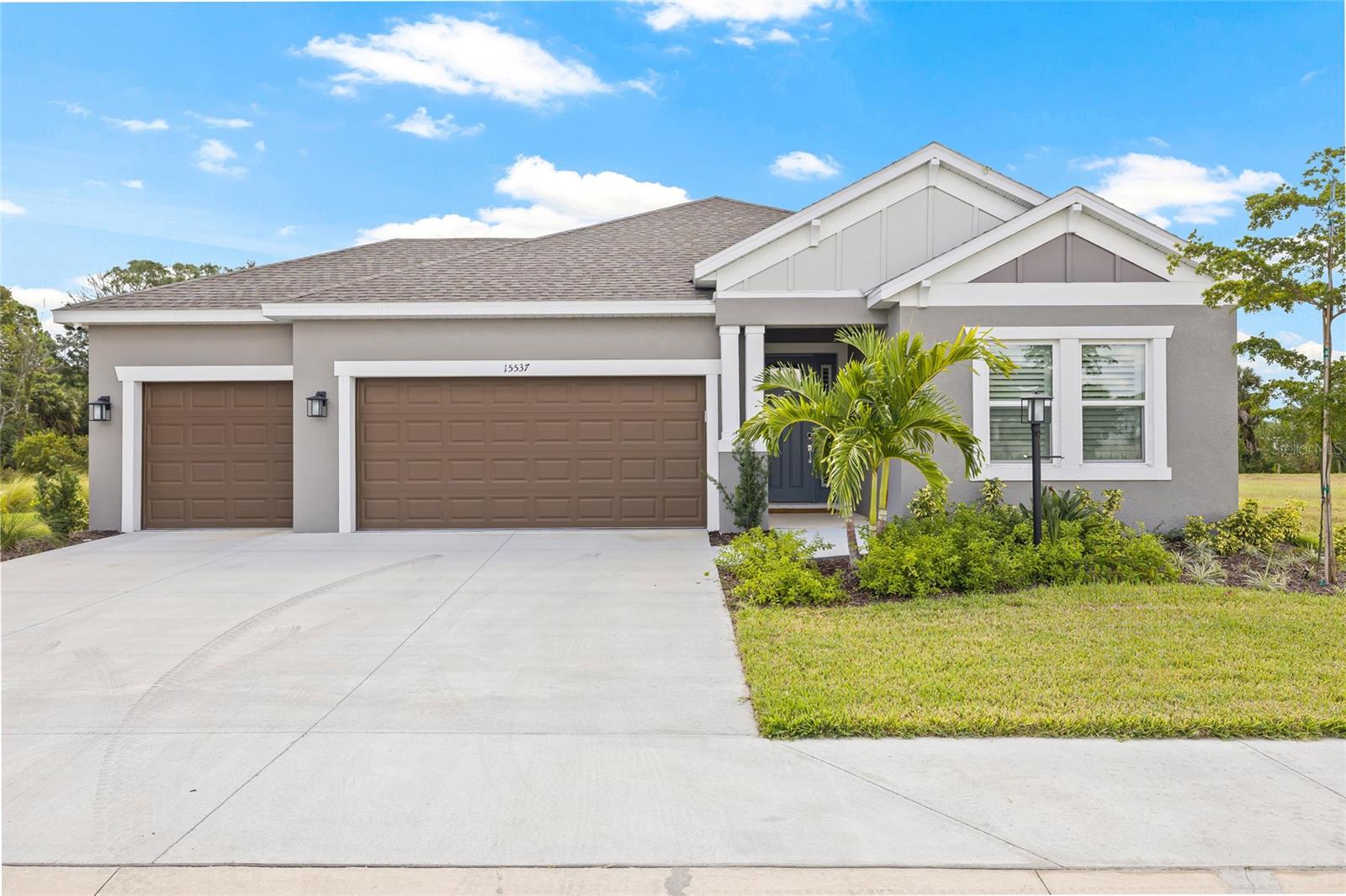 15537 Foxtail Ln Property Photo 1