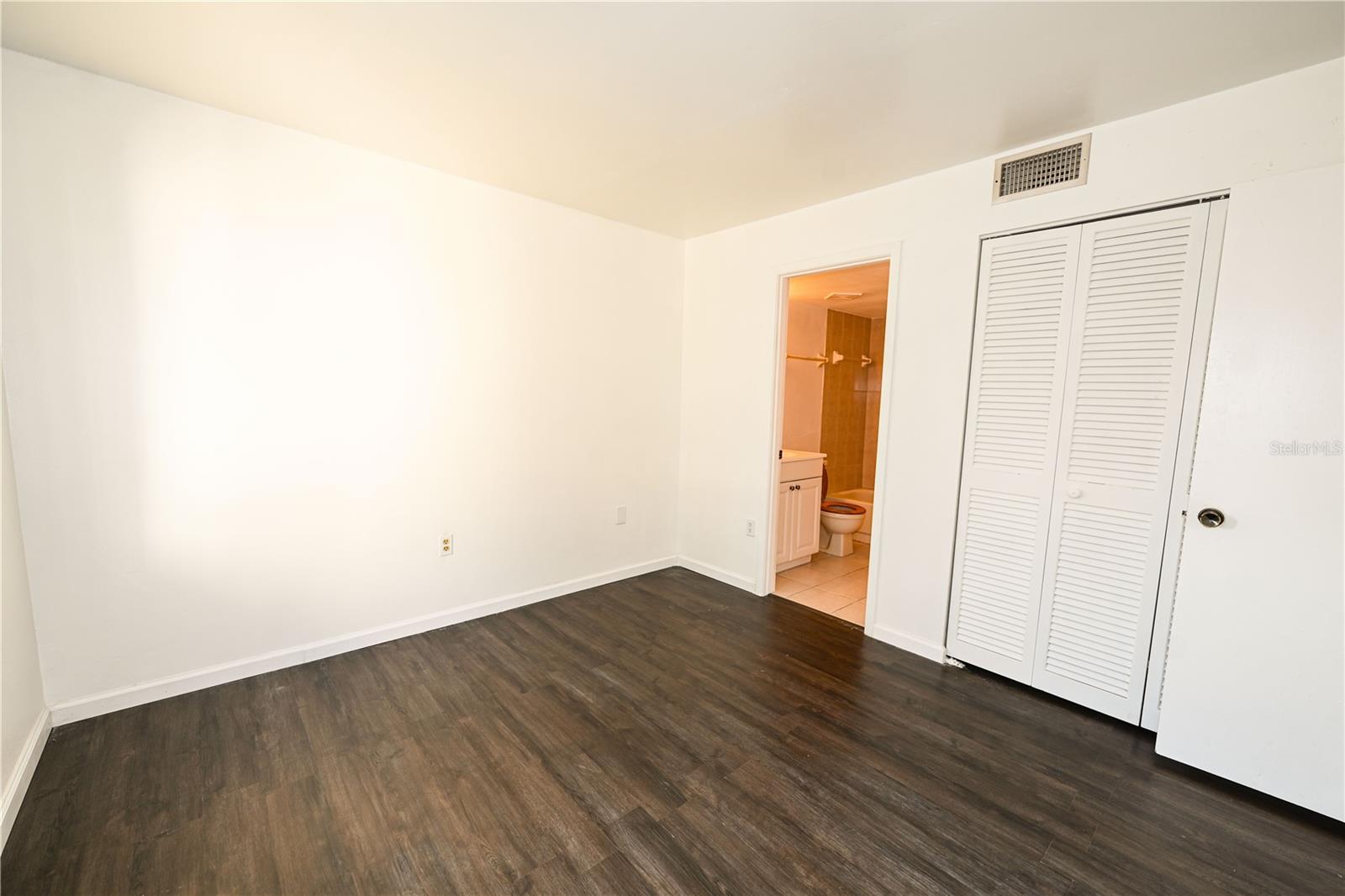 4625 Longwater Chase #113 Property Photo 16
