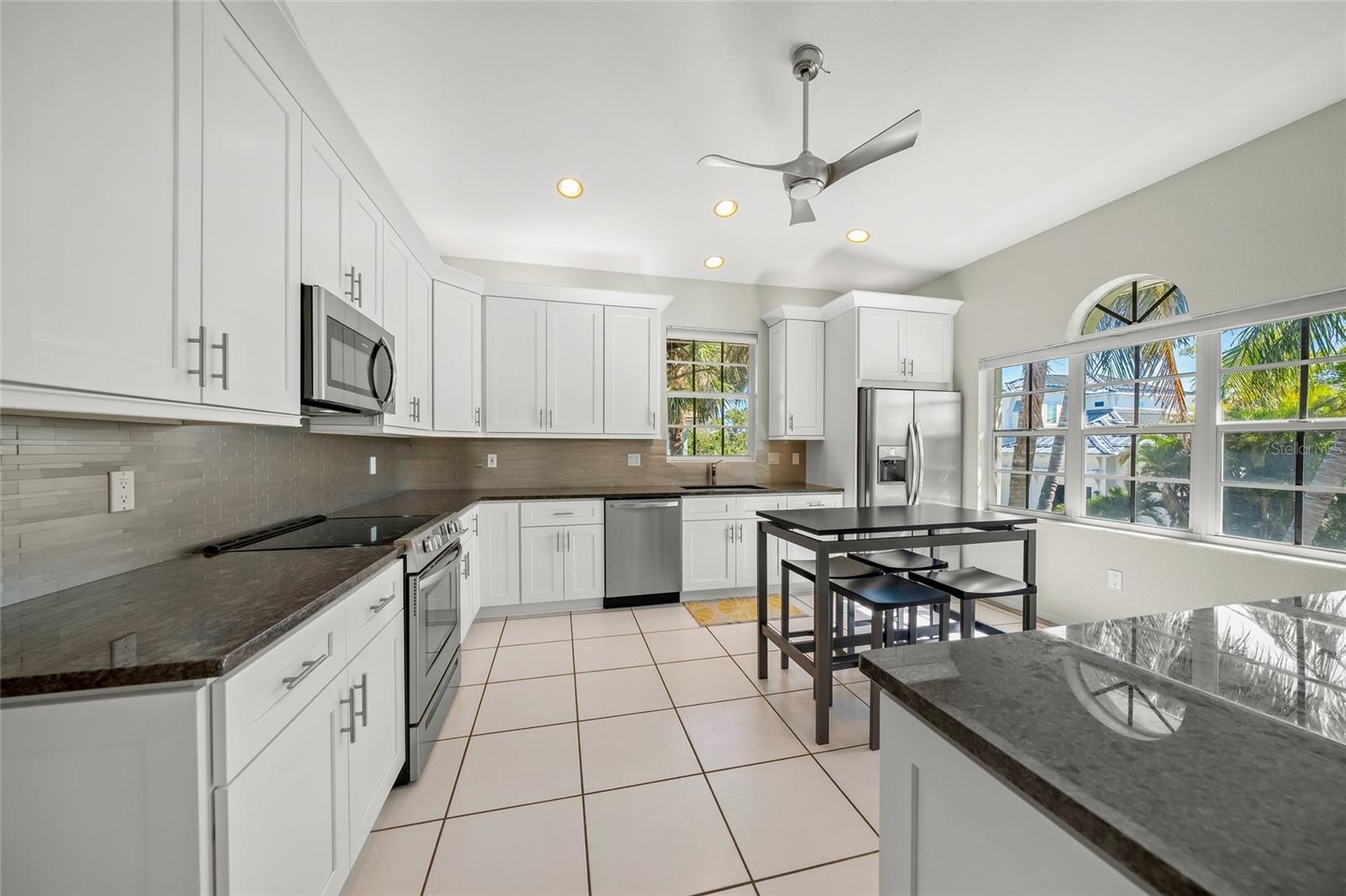 569 Juan Anasco Dr Property Photo 18
