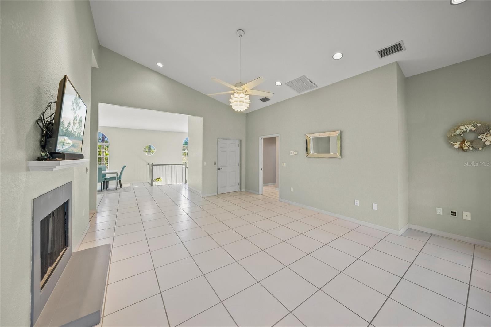 569 Juan Anasco Dr Property Photo 24
