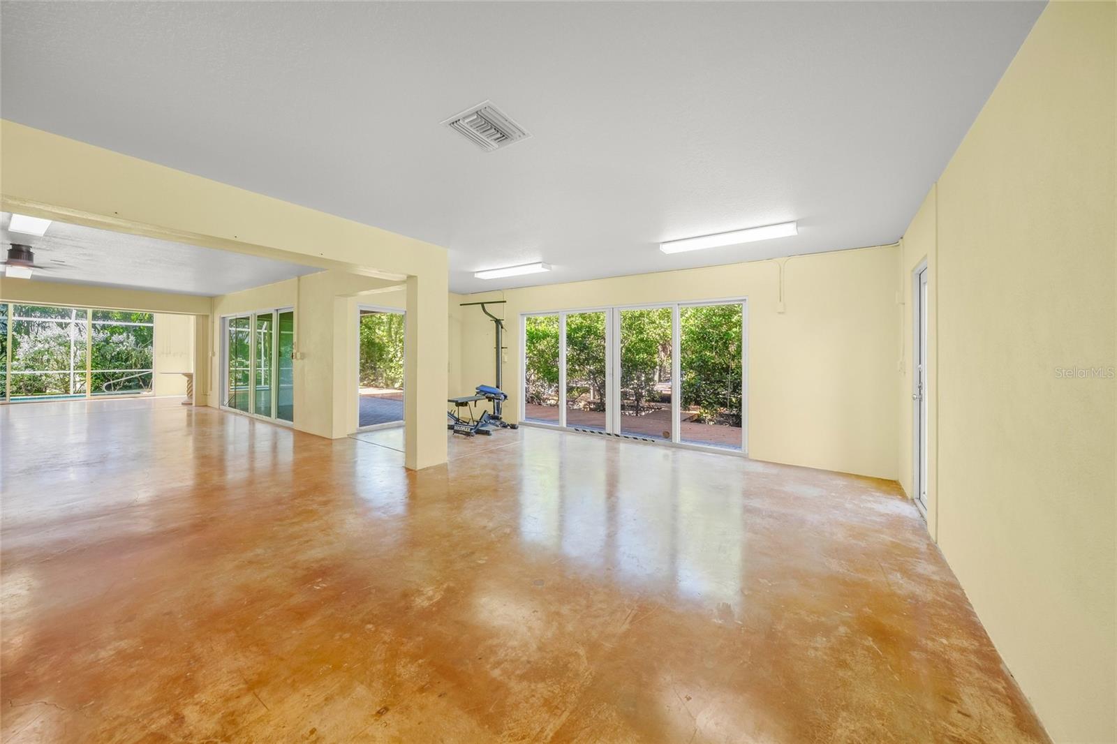 569 Juan Anasco Dr Property Photo 41