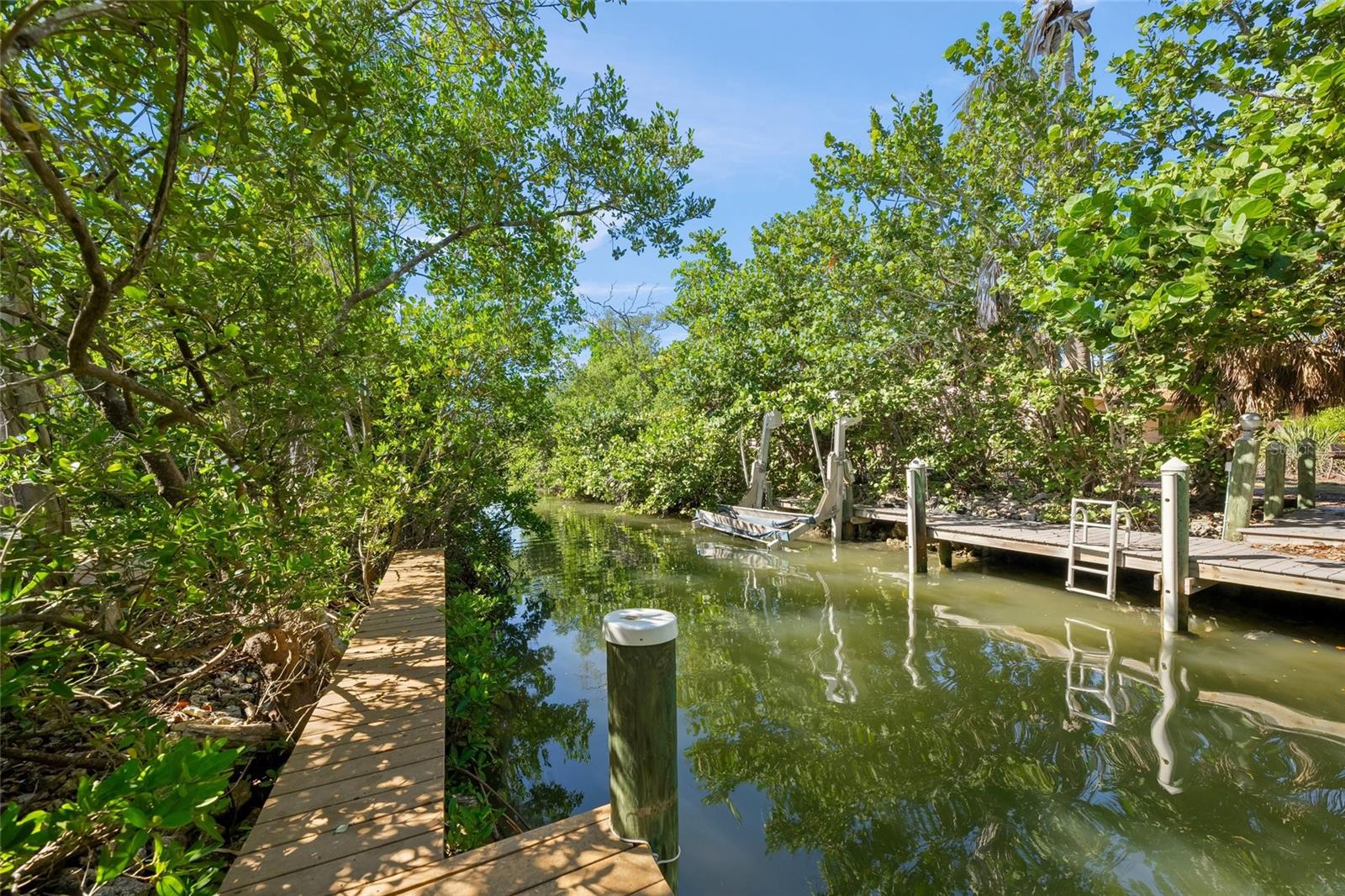 569 Juan Anasco Dr Property Photo 54