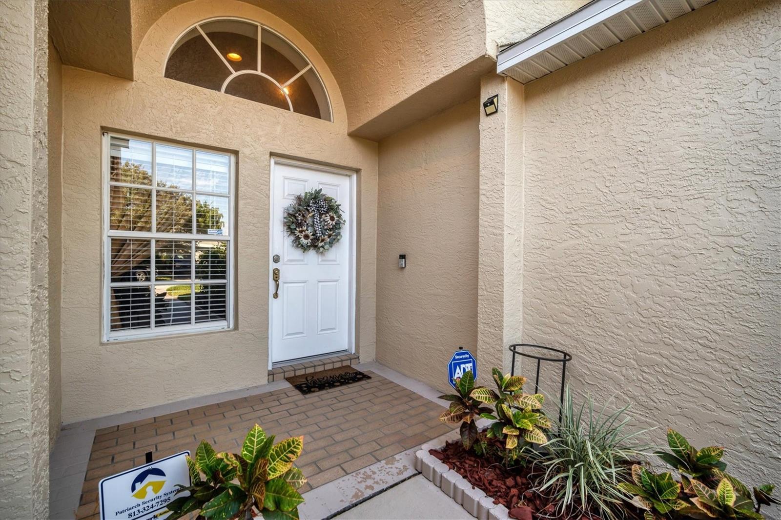 8117 Tar Hollow Dr Property Photo 2