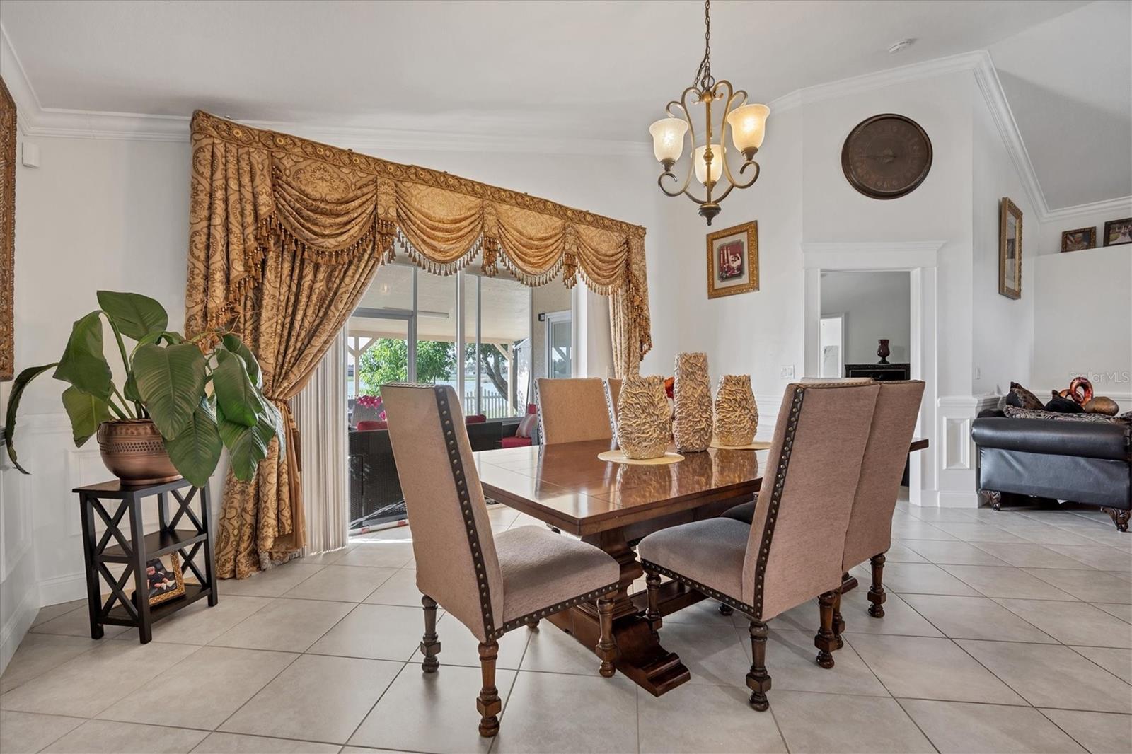 8117 Tar Hollow Dr Property Photo 15