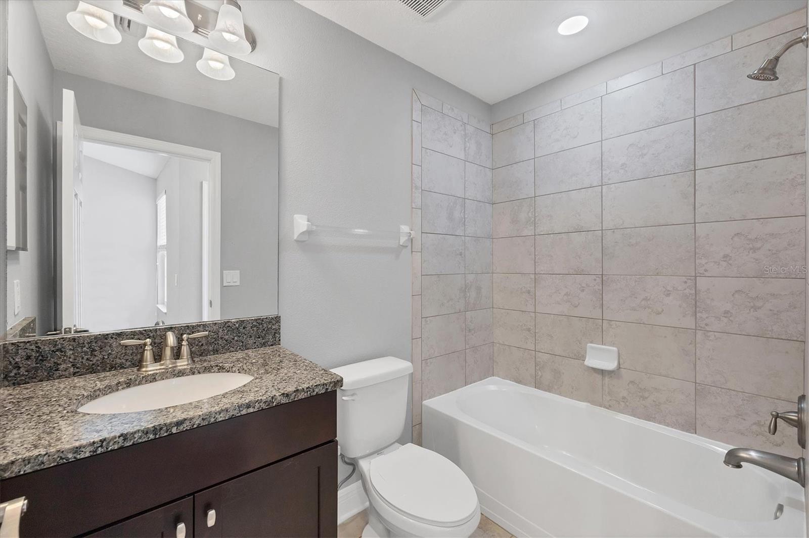 7826 52nd Ter E Property Photo 30