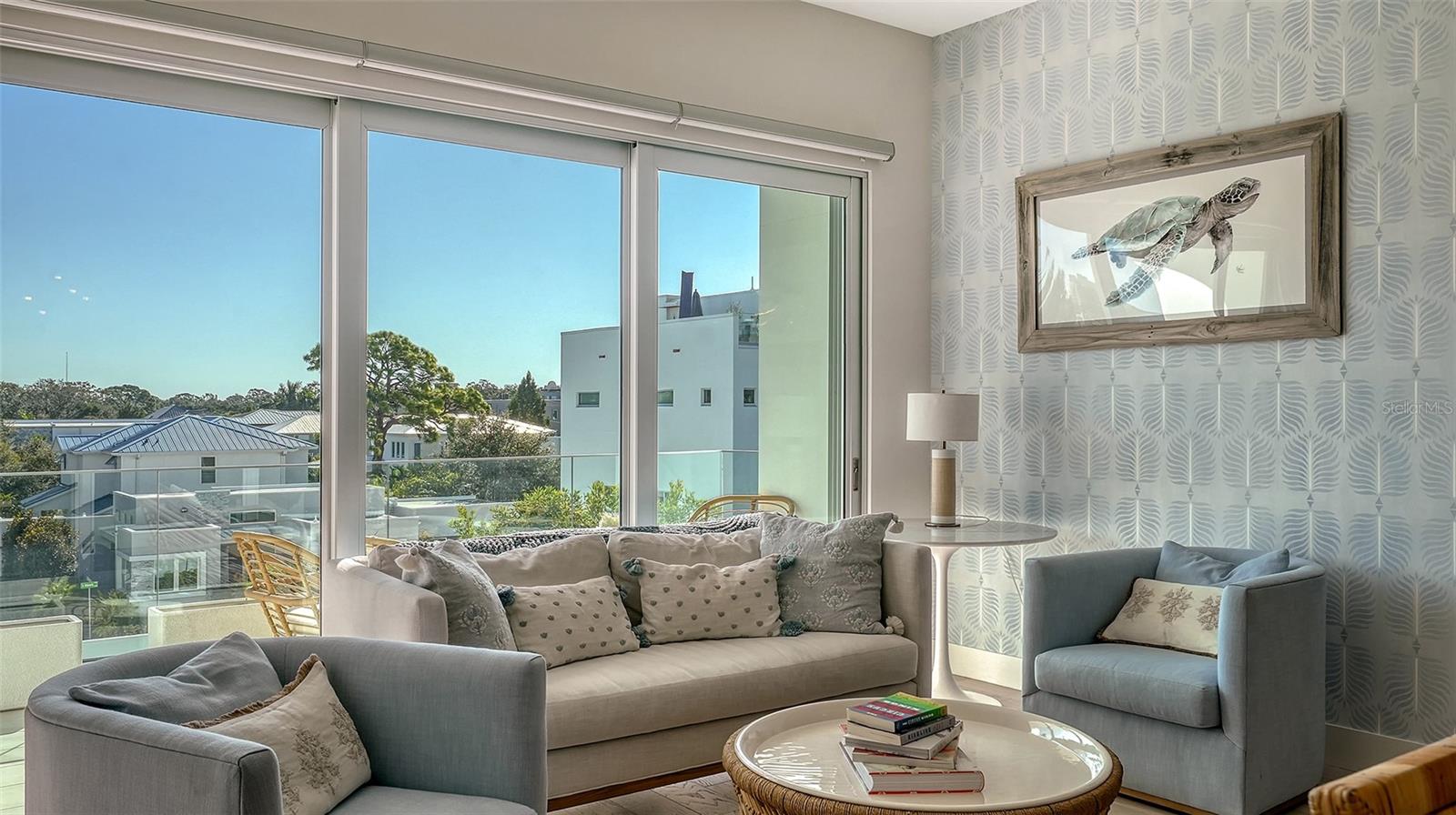 635 S Orange Ave #304 Property Photo 17