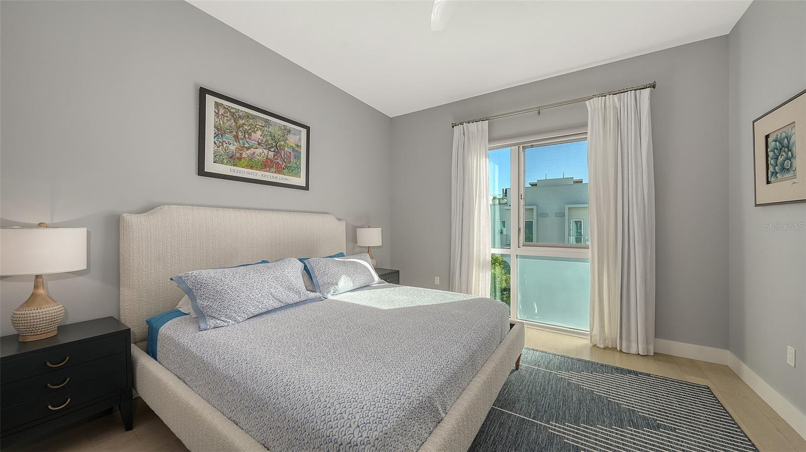 635 S Orange Ave #304 Property Photo 20