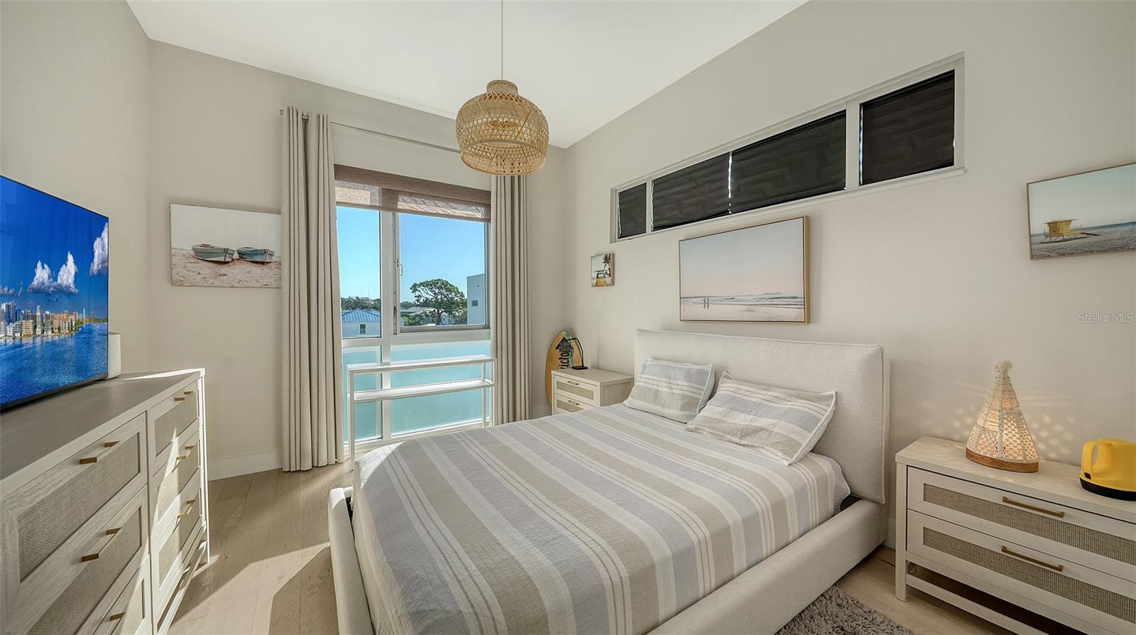 635 S Orange Ave #304 Property Photo 28