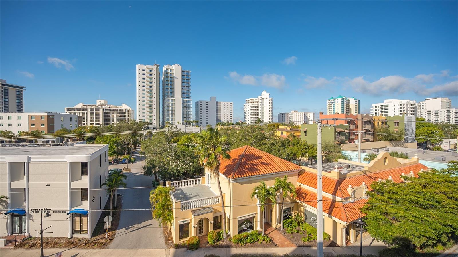 635 S Orange Ave #304 Property Photo 35