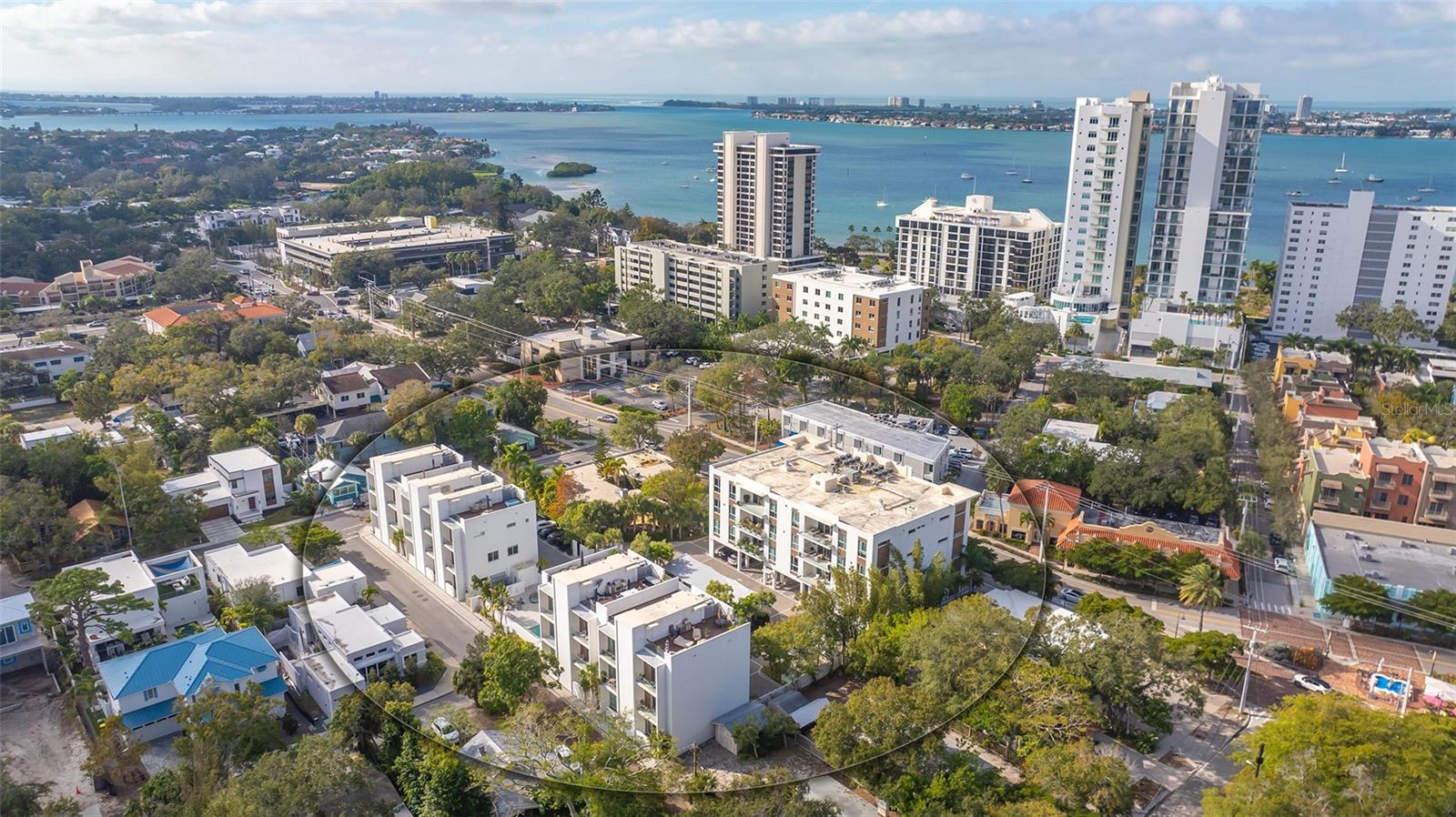 635 S Orange Ave #304 Property Photo 42