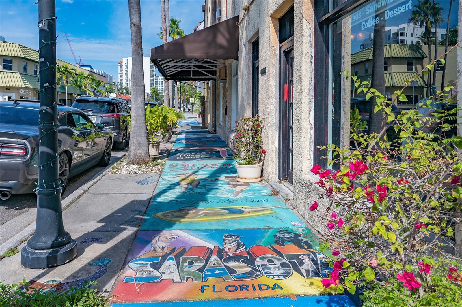 635 S Orange Ave #304 Property Photo 52