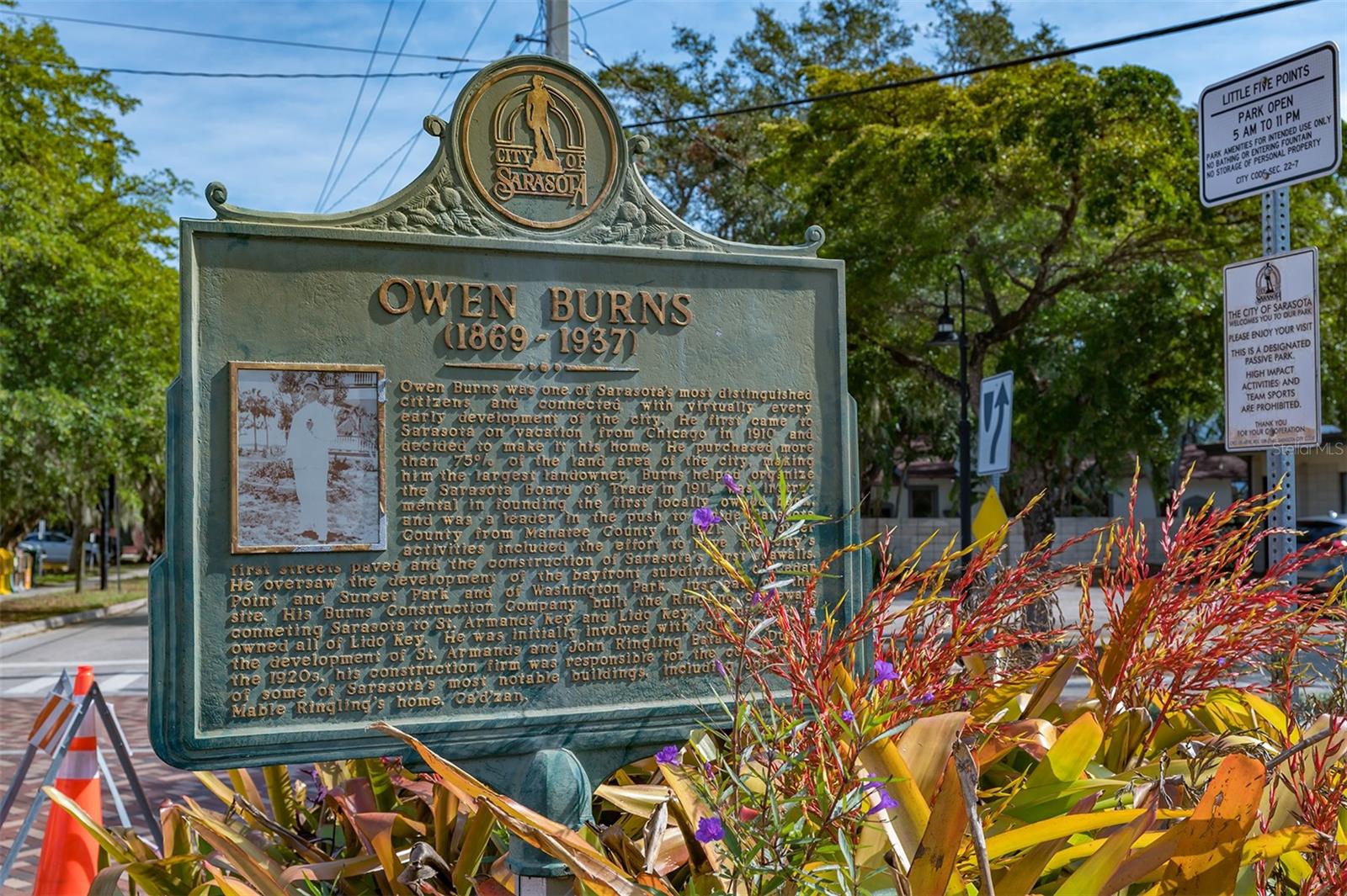 635 S Orange Ave #304 Property Photo 53