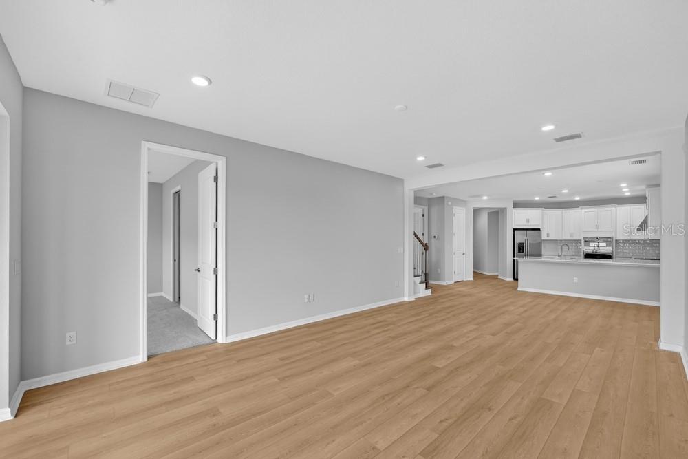 6932 Prairie Oak Way Property Photo 13