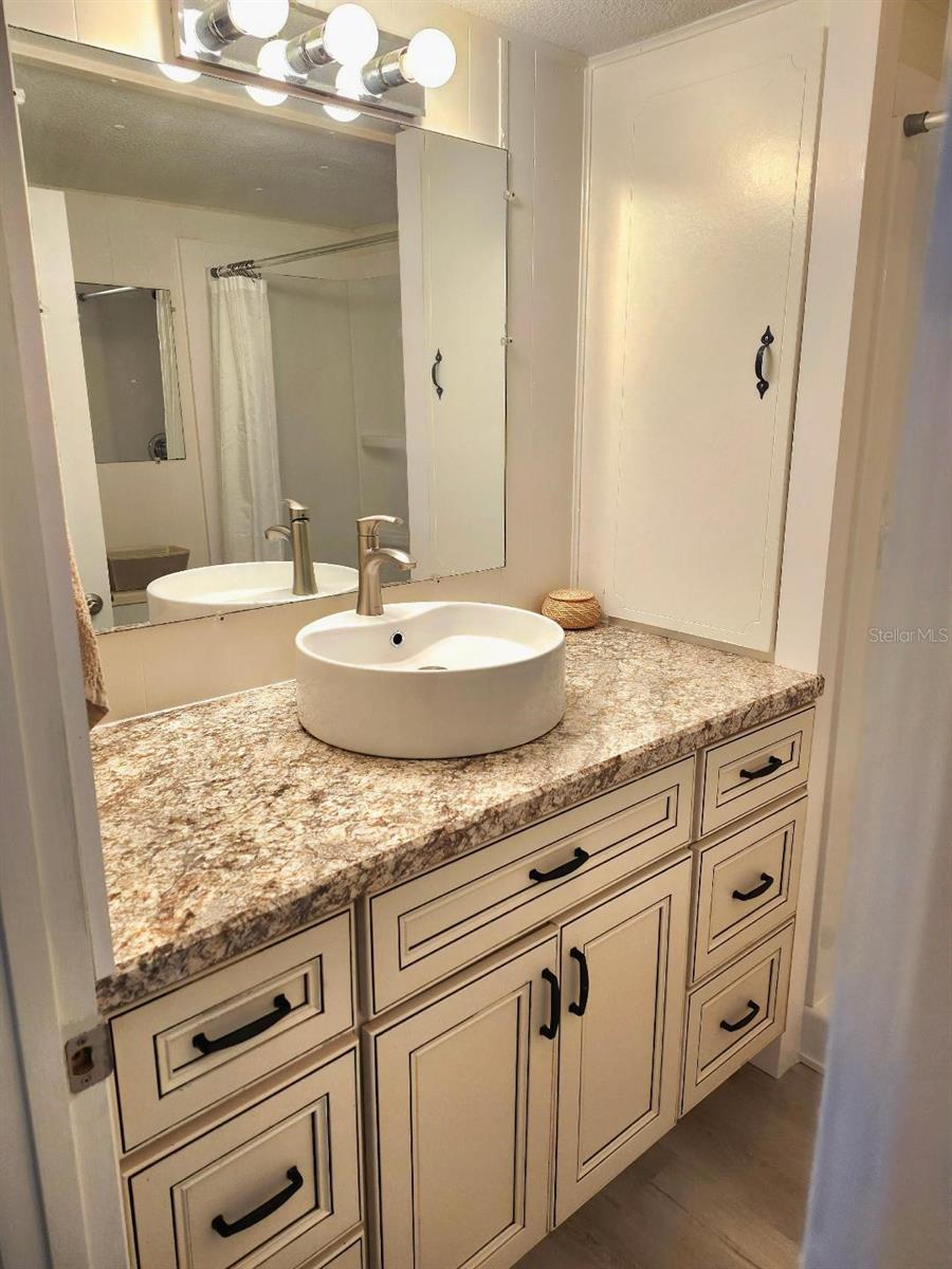 6505 Kansas St Property Photo 21