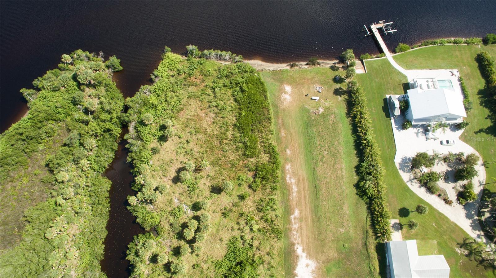 Deer Ct Property Photo 9