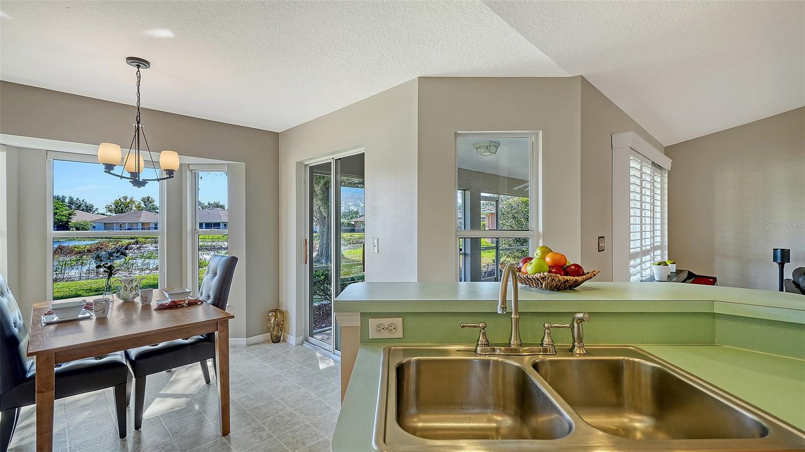 6509 67th Ct E Property Photo 16