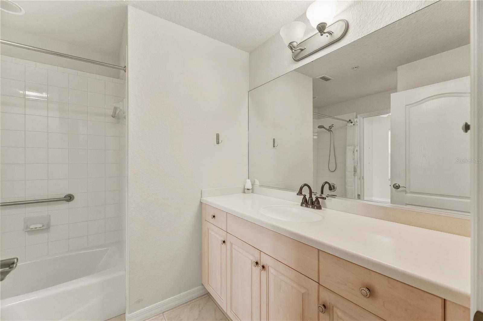 900 San Lino Cir #921 Property Photo 34