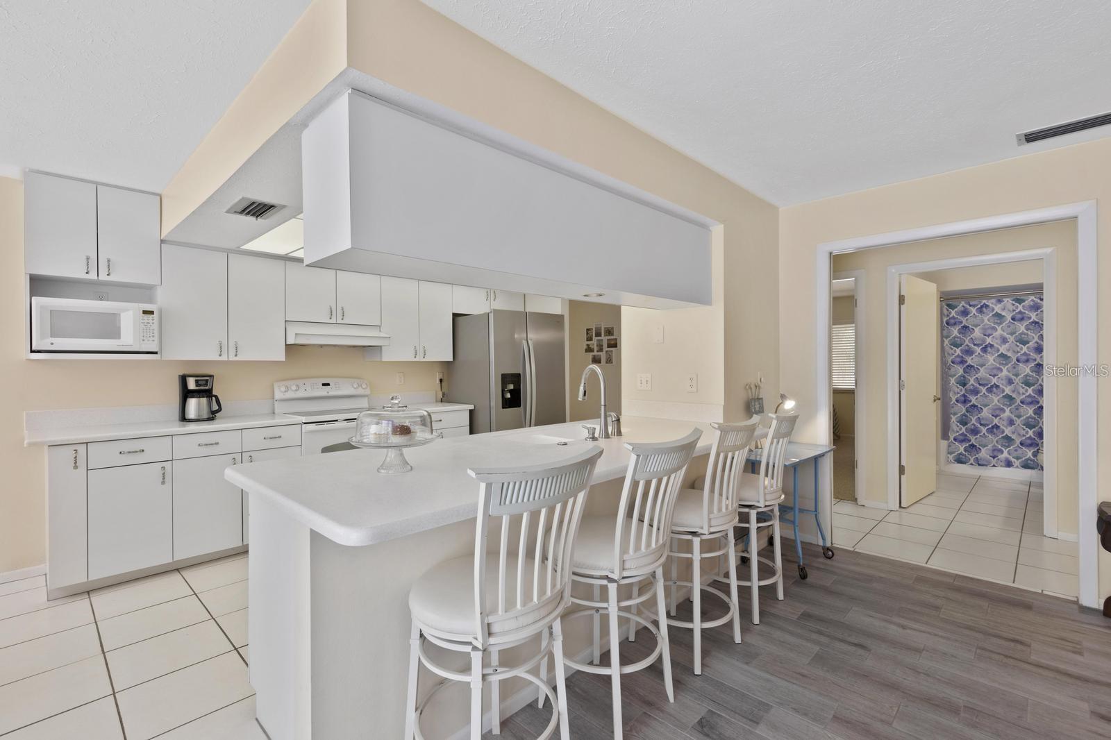 1895 Buccaneer Cir Property Photo 3