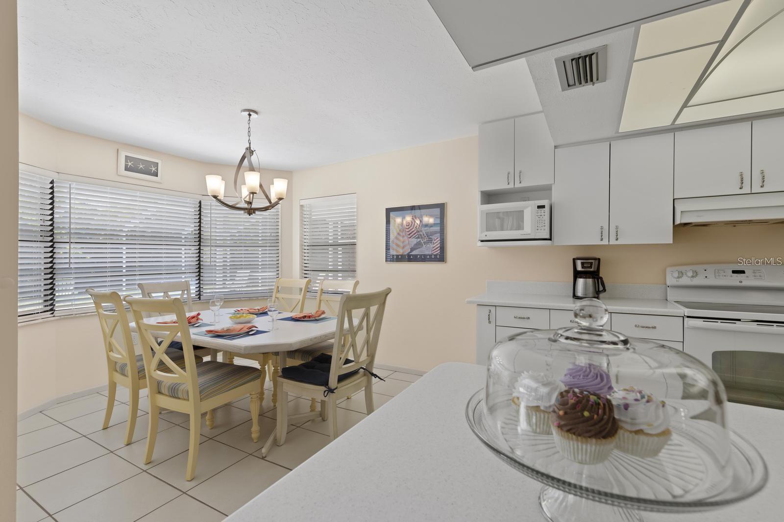 1895 Buccaneer Cir Property Photo 5