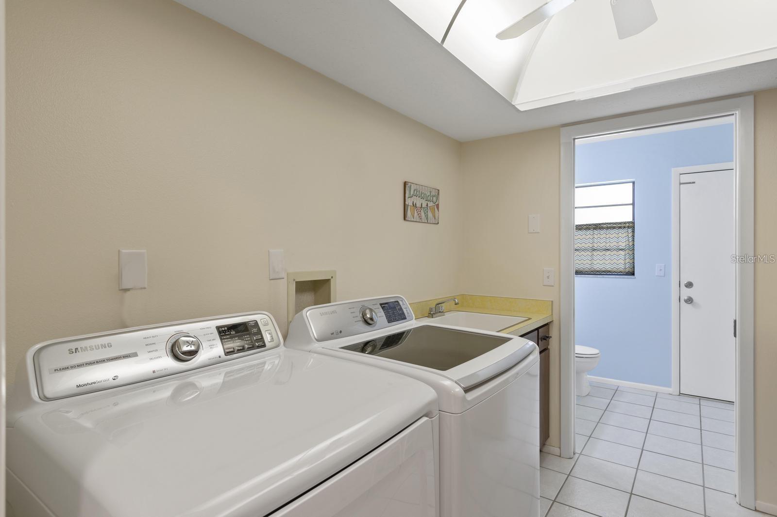 1895 Buccaneer Cir Property Photo 21