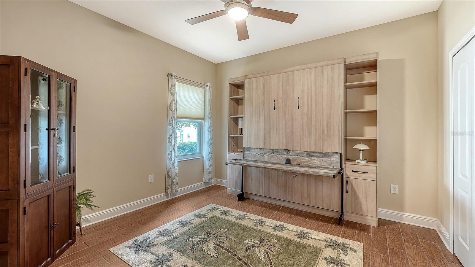 1121 Thornbury Dr Property Photo 25