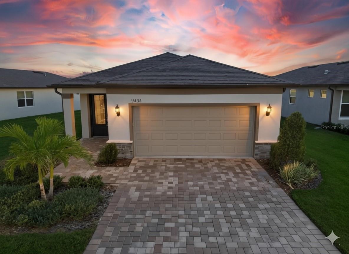 9434 BALLASTER POINTE LOOP Property Photo 1