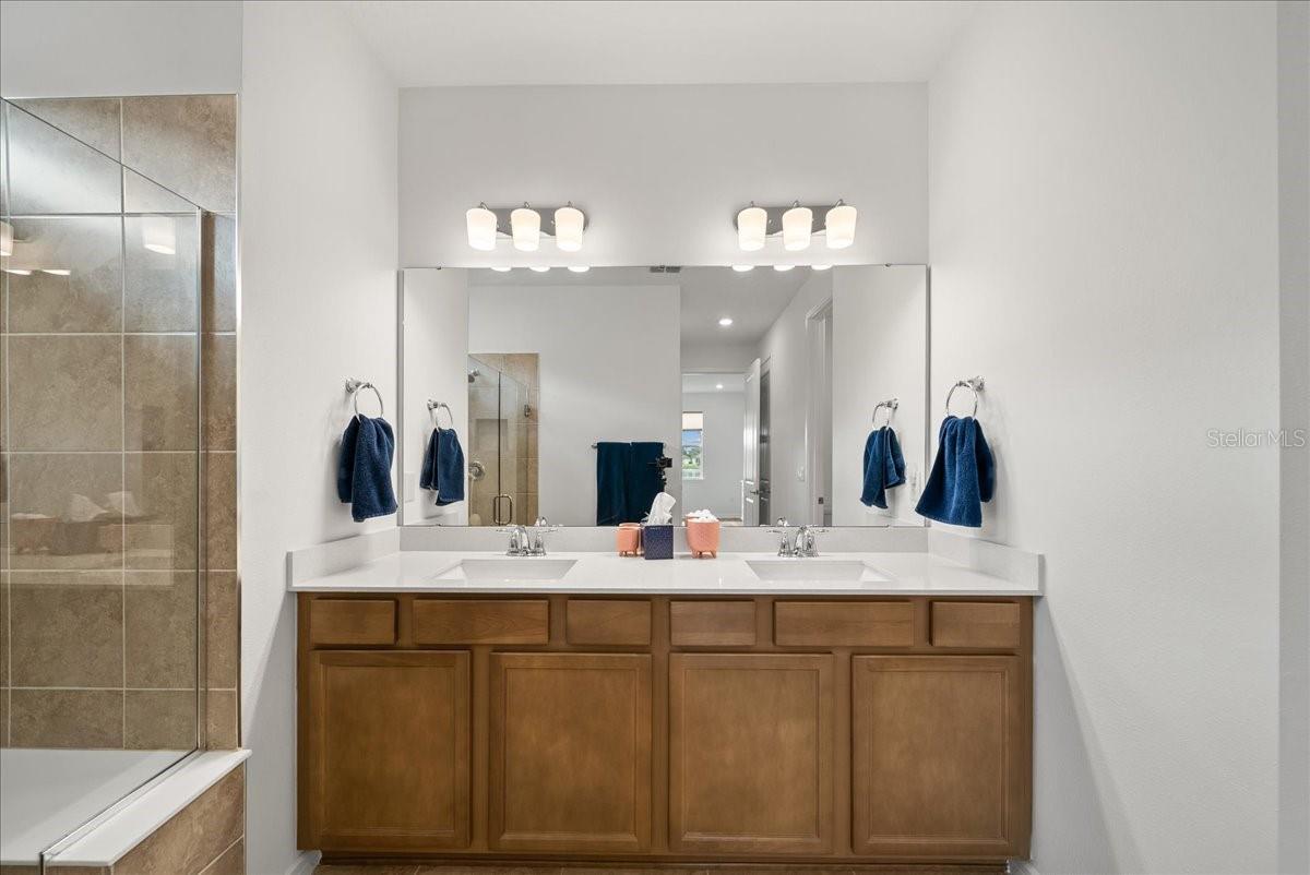 9434 Ballaster Pointe Loop Property Photo 35