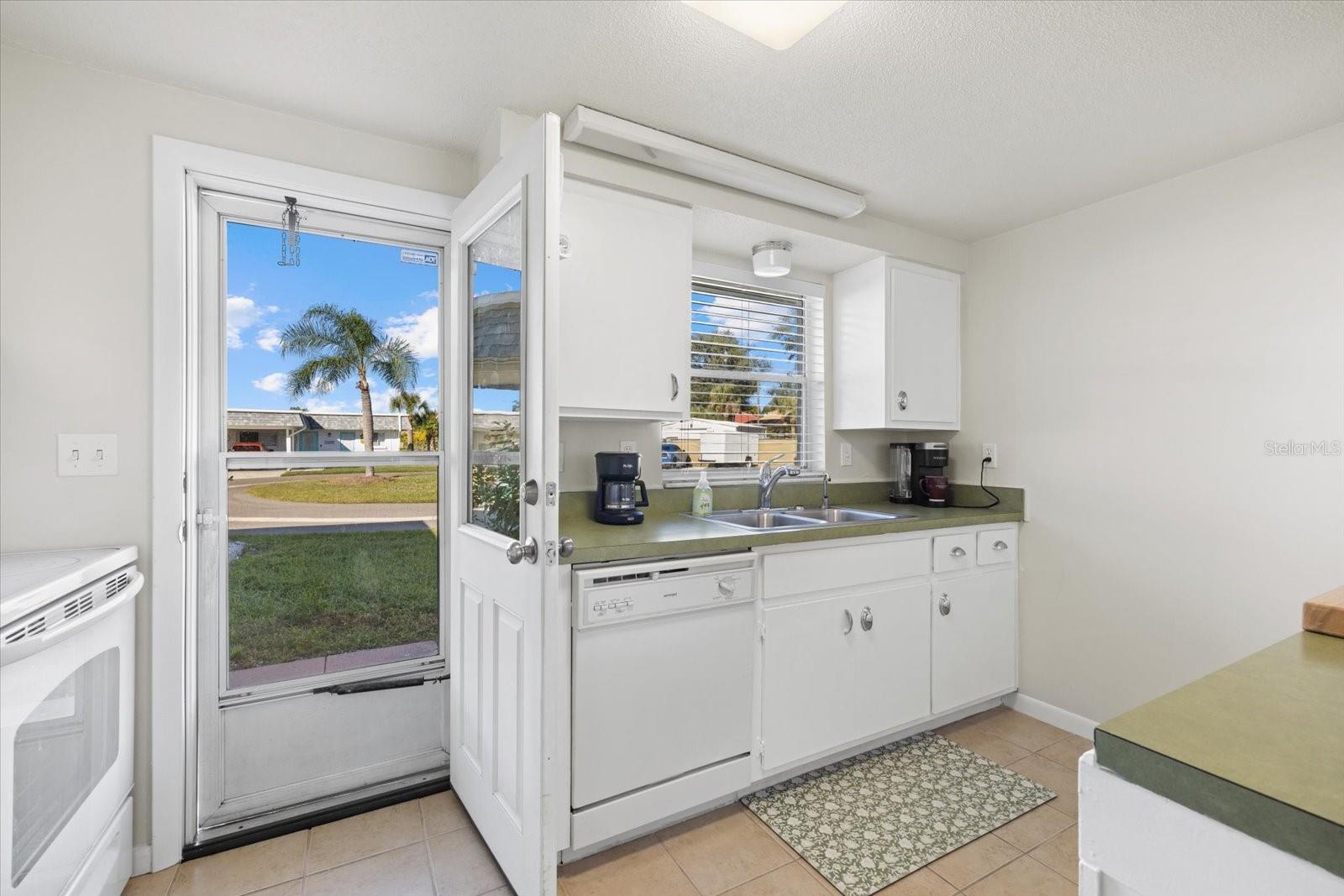 680 Circlewood Dr #w3 Property Photo 11