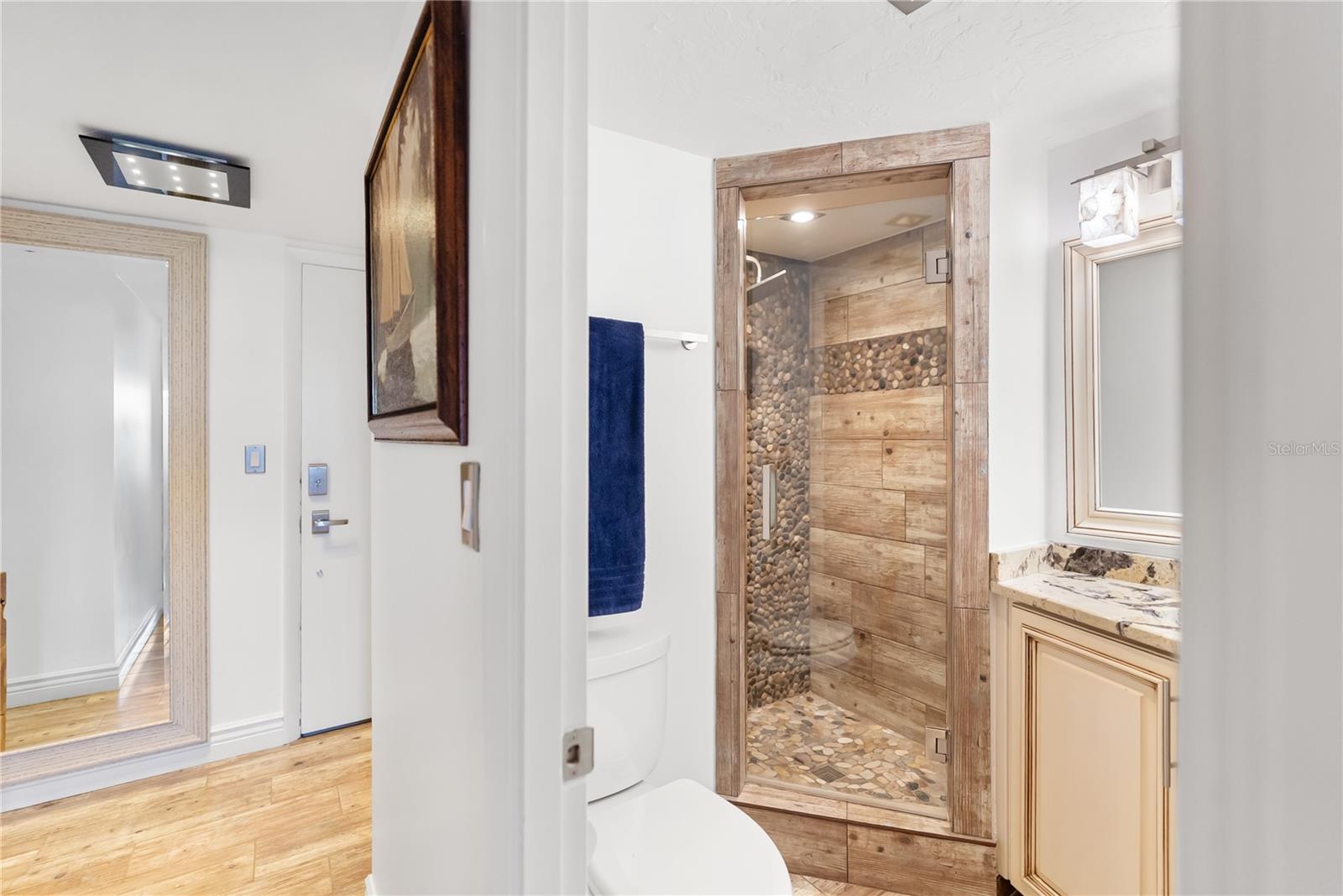 1750 Benjamin Franklin Dr #6g Property Photo 22