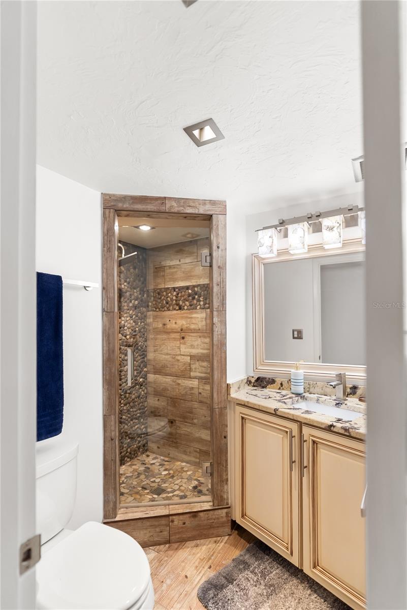 1750 Benjamin Franklin Dr #6g Property Photo 23