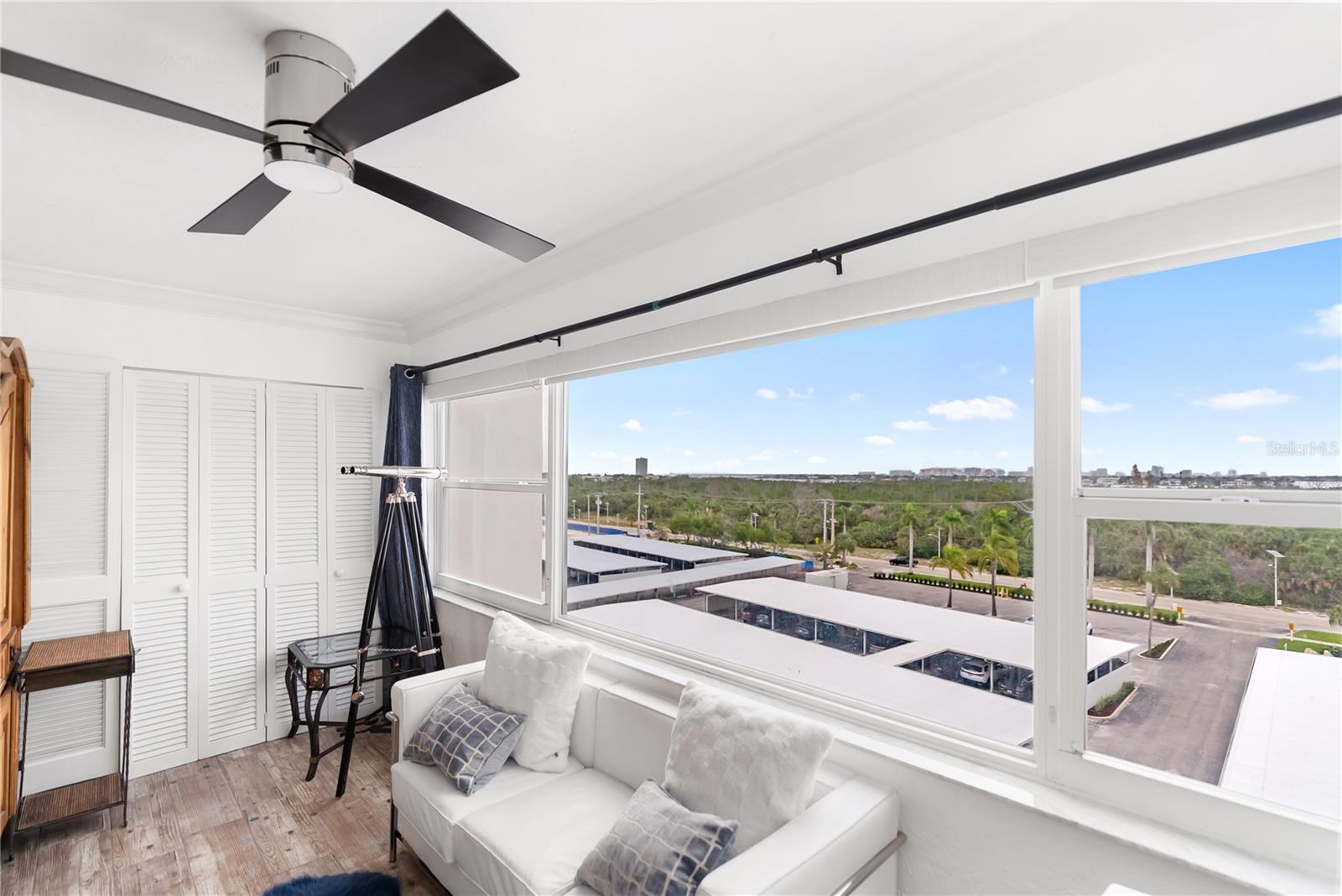 1750 Benjamin Franklin Dr #6g Property Photo 31