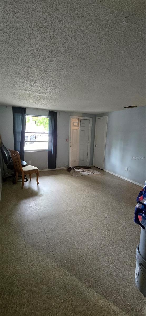 5919 13th Street Ct E Property Photo 4