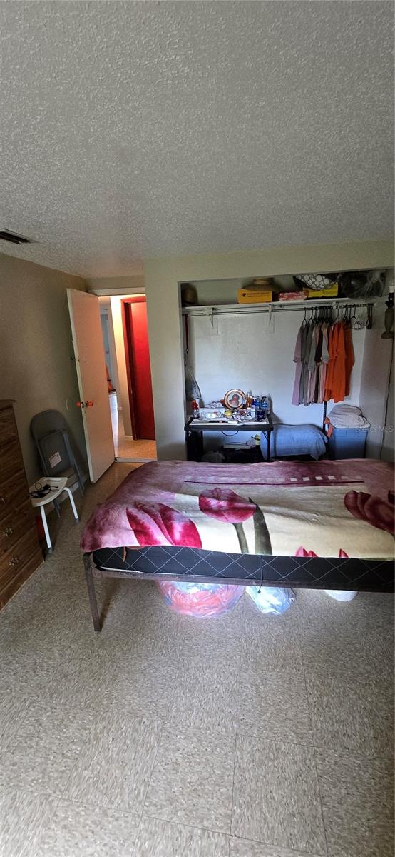 5919 13th Street Ct E Property Photo 10