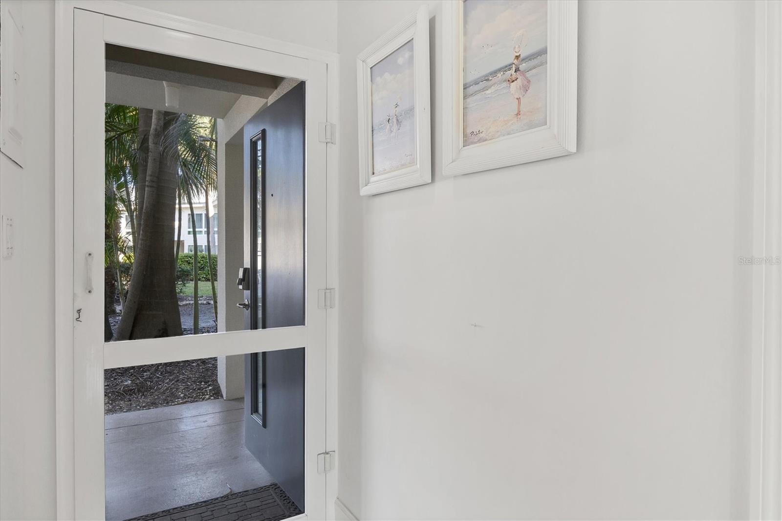 500 S Washington Dr #3a Property Photo 2