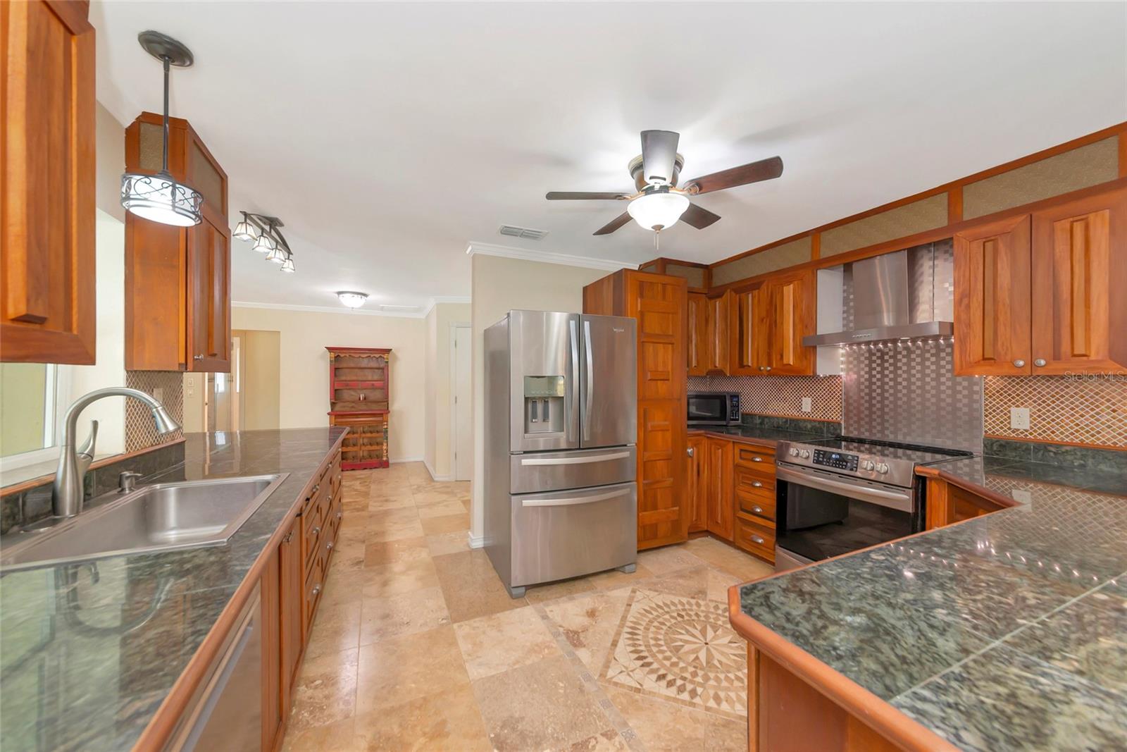 4656 Alexander Pope Ln Property Photo 11