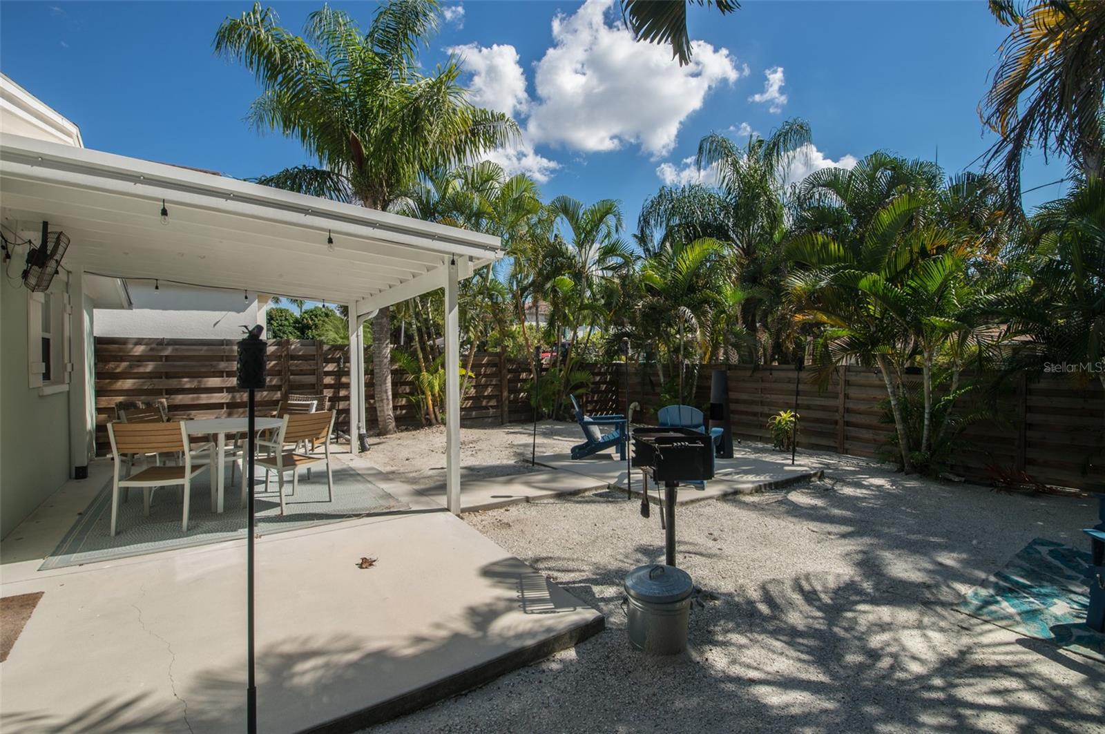1805 Ivanhoe St Property Photo 16